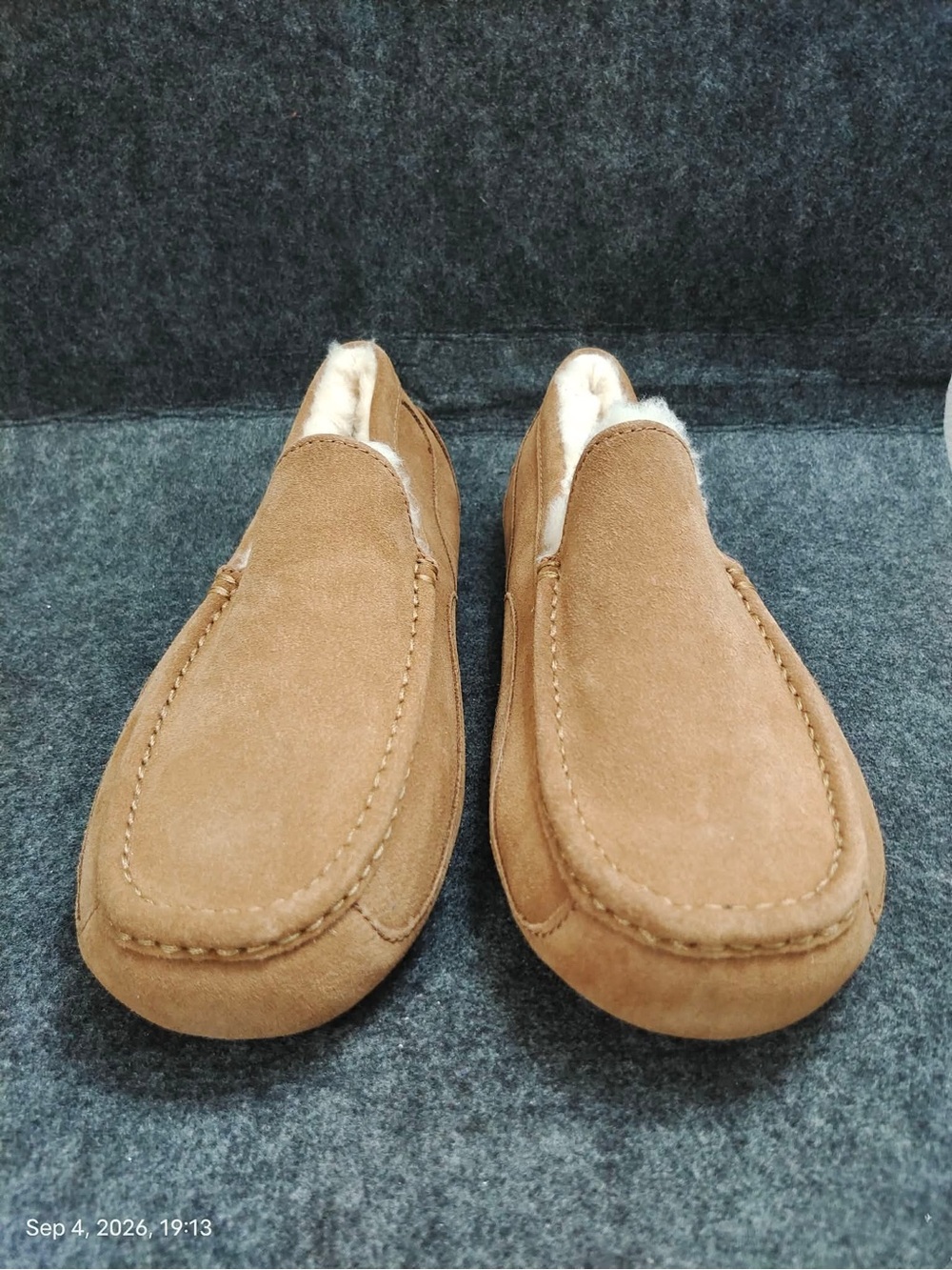 NWOB UGG Mens ASCOT Slippers - Chestnut Size 11